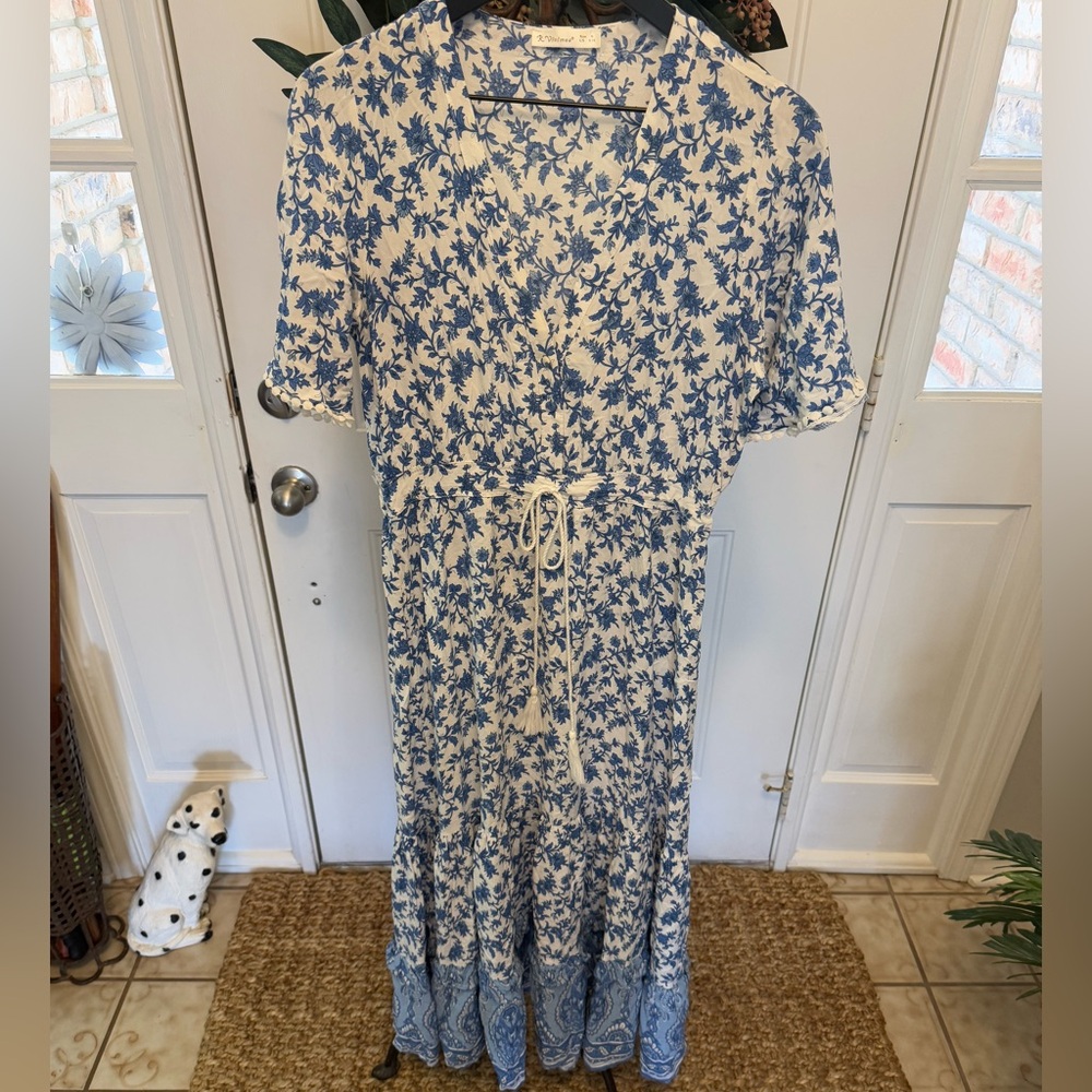 R Vivimos Boho Lightweight Blue & White Floral Print Maxi Dress SS M 8/10